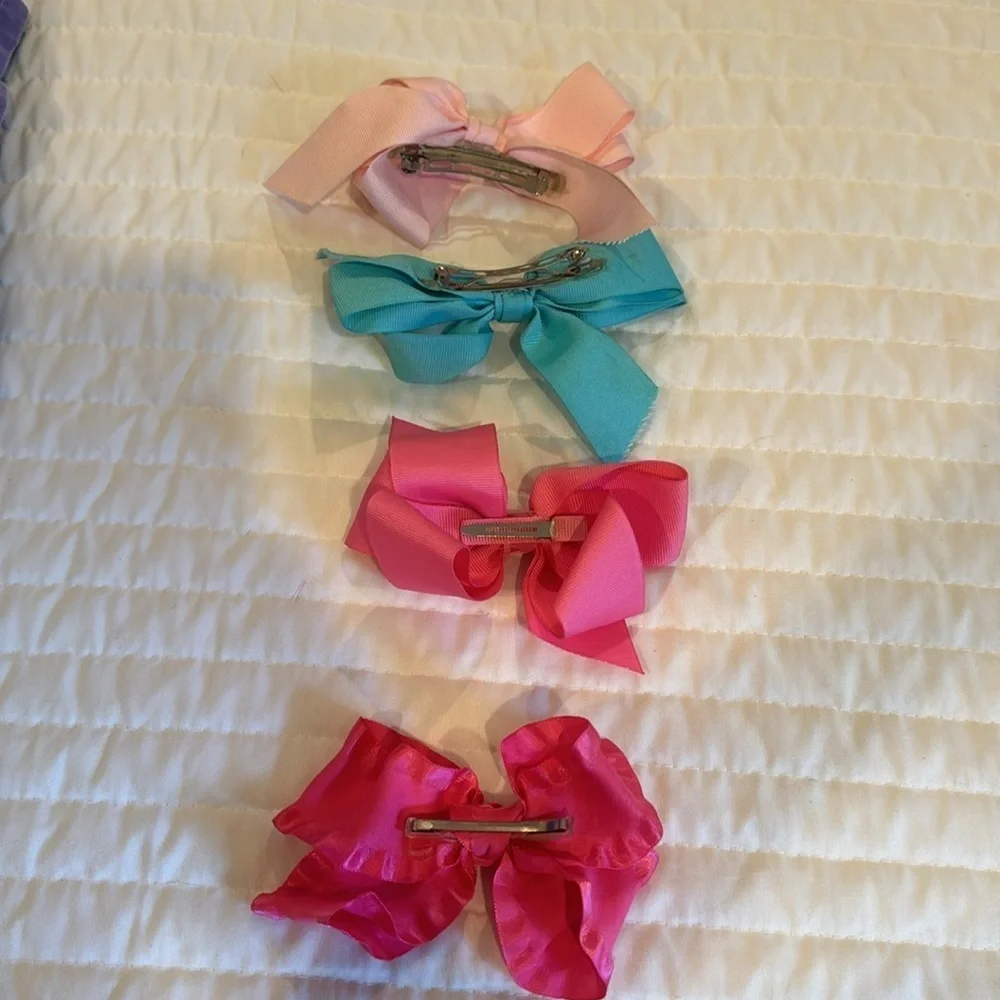 Bow lot - Picture 3 of 3